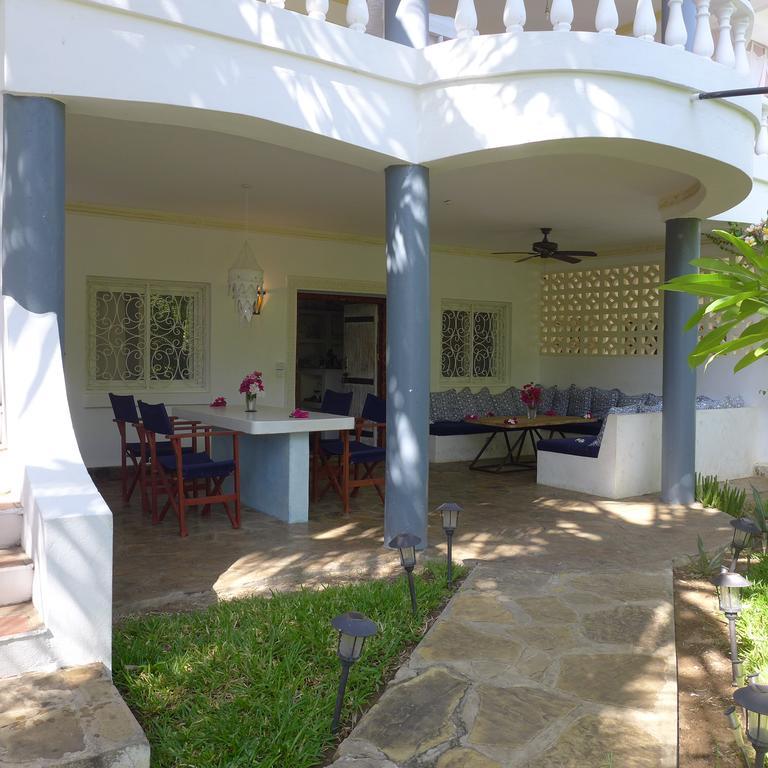 Downtown Malindi Apartment Exterior photo